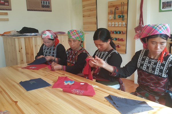 Hỗ trợ doanh nghiệp nữ vùng cao mở rộng kinh doanh