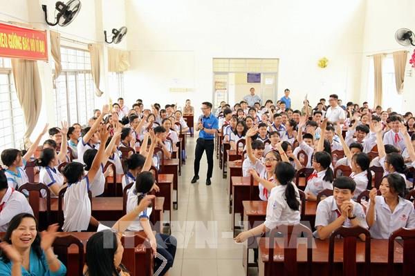 Chương trình “Nói không với Fake News” của TTXVN đến với học sinh Cần Thơ