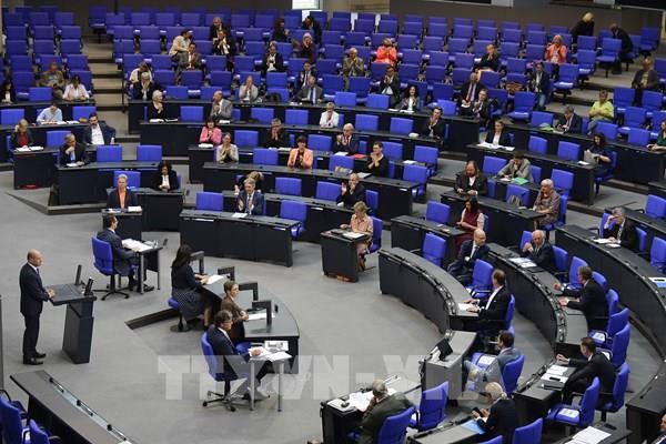 Quốc hội Đức ủng hộ chương trình kích thích kinh tế của ECB