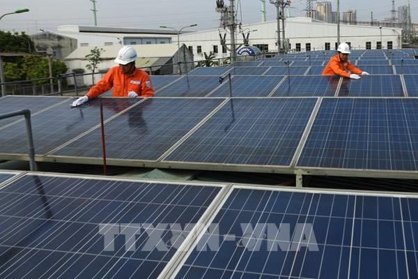 Phát triển bền vững năng lượng tái tạo: Cần thêm cơ chế hỗ trợ nào?