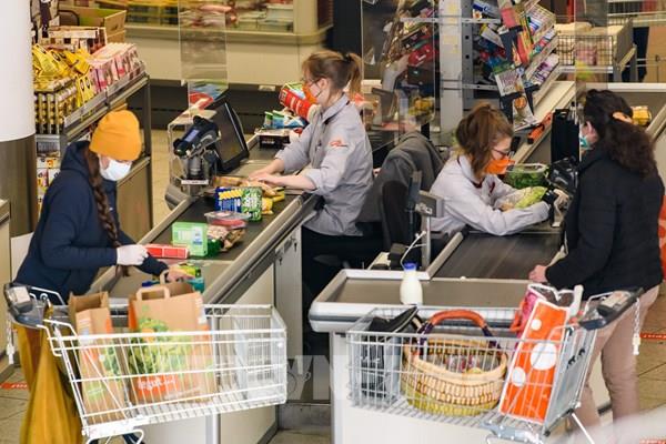 Kinh tế toàn cầu 6 tháng: Những khoảng tối chưa từng thấy