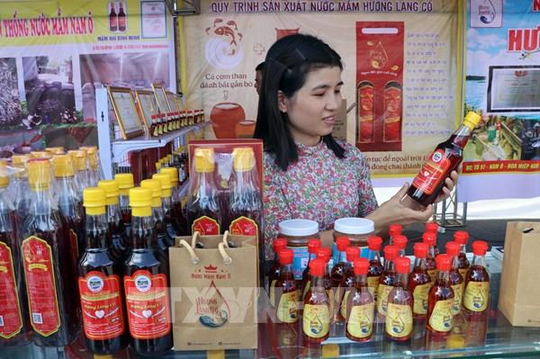 Nghề làm nước nắm Nam Ô được vinh danh Di sản Văn hóa phi vật thể quốc gia