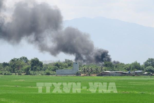 Cháy tại khu vực chứa xăng dầu trong sân bay quân sự Thành Sơn