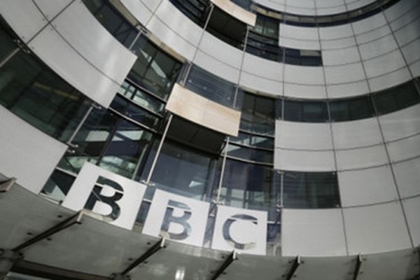 BBC chấm dứt miễn phí xem truyền hình đối với khách hàng trên 75 tuổi