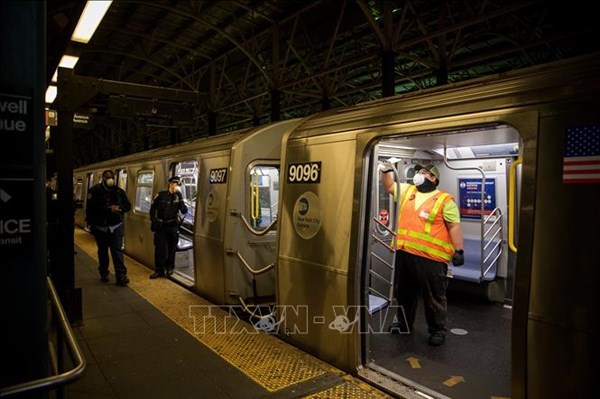 Hệ thống tàu điện ngầm ở New York có thể phải cắt giảm một nửa công suất