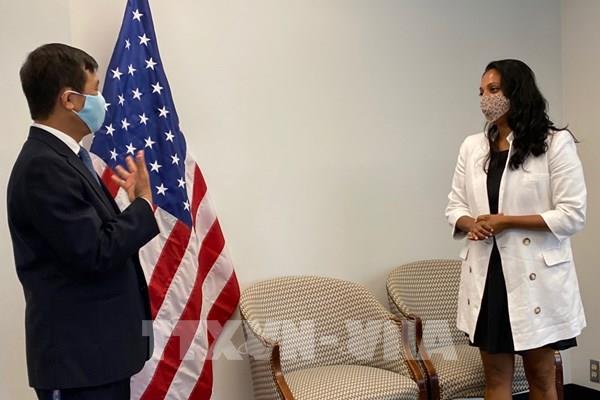 Hà Nội trao tặng thành phố New York (Mỹ) 2 tấn khẩu trang