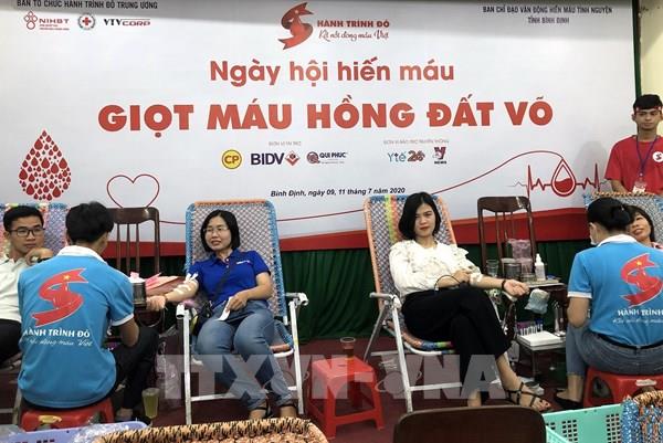 Hành trình đỏ 2020: "Giọt hồng đất võ Bình Định" tiếp nhận hơn 800 đơn vị máu