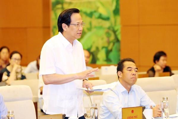 Nhiều ý kiến về dự án Luật Người lao động Việt Nam đi làm việc ở nước ngoài theo hợp đồng