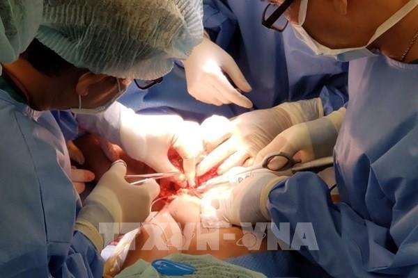 Báo chí quốc tế đưa tin về cuộc phẫu thuật tách rời cặp song sinh ở Việt Nam