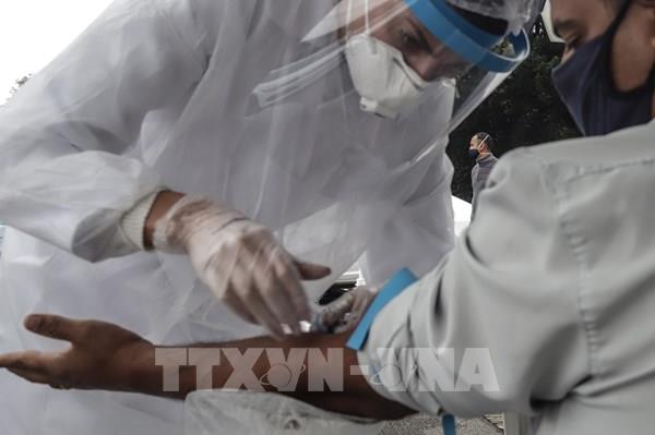 Thiếu vaccine COVID-19 là rào cản lớn nhất trong tiêm chủng tại châu Mỹ