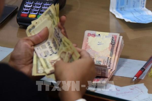 Kinh tế Ấn Độ ngày càng ít phụ thuộc vào tiền mặt