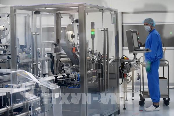 Nga trở thành nước đầu tiên trên thế giới đăng ký vaccine phòng COVID-19