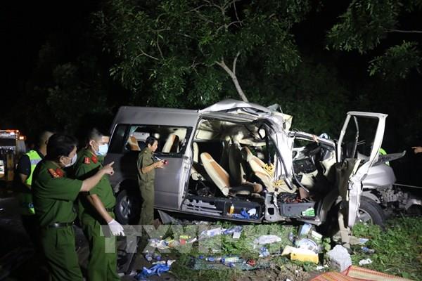 Bình Thuận: Xe khách va chạm xe tải, hàng chục người thương vong