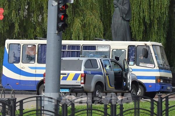 Bắt cóc xe khách chở hàng chục người ở Tây Bắc Ukraine​
