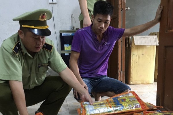 Phát hiện gần 1.500 thẻ hương trầm có dấu hiệu giả mạo nhãn hiệu tại Hà Giang