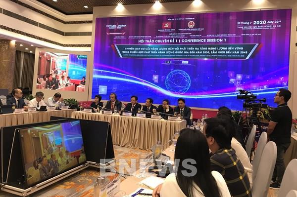 Chuyên gia khuyến nghị quy hoạch bài bản cho phát triển năng lượng