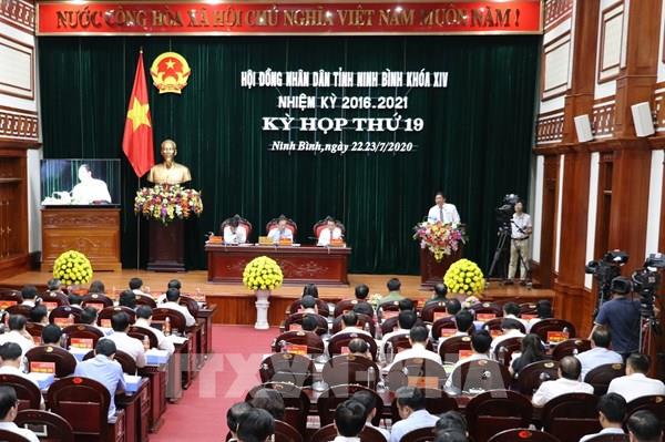 Lãnh đạo Ninh Bình giải đáp ý kiến về các dự án xây dựng lớn