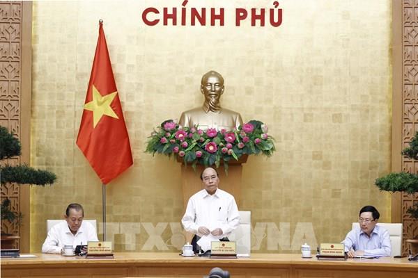 Đề nghị kiểm soát chặt nhập cảnh, quản lý người nước ngoài nhập cảnh