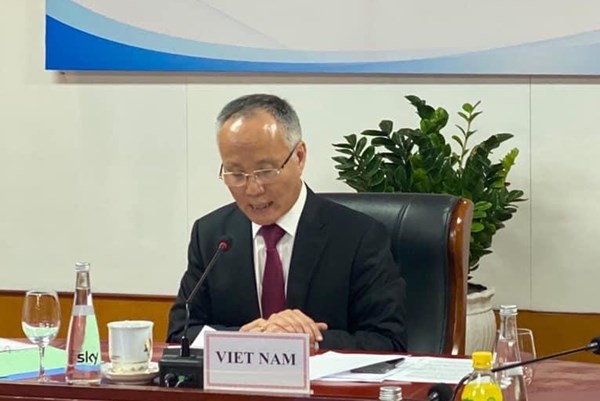 Hội nghị Bộ trưởng Thương mại APEC trực tuyến về COVID-19