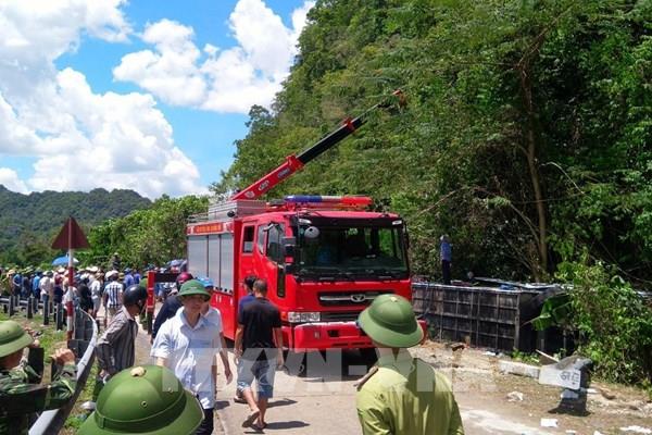 Khẩn trương khắc phục hậu quả, điều tra nguyên nhân vụ tai nạn giao thông ở Quảng Bình