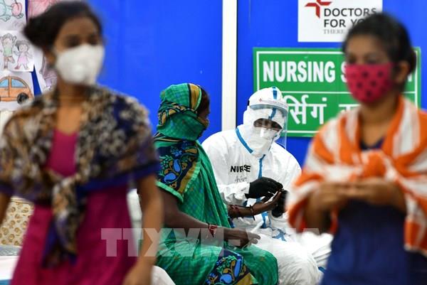 Dịch COVID-19 ngày 26/7: Tăng thêm 1 triệu ca trong 3 ngày