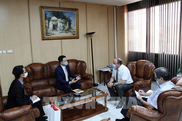 Thúc đẩy hợp tác giữa hai hãng thông tấn nhà nước Việt Nam và Algeria