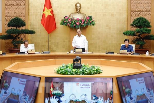 Thủ tướng: Nâng cao cảnh giác, tuyệt đối không chủ quan trước dịch COVID-19