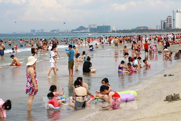 Dịch COVID-19: Khẩn trương triển khai hoạt động đảm bảo an toàn cho du khách