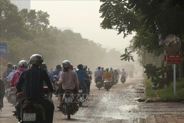 Ô nhiễm không khí Hà Nội ở ngưỡng xấu do yếu tố thời tiết bất thường