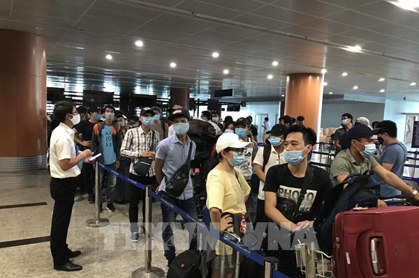 Đưa gần 240 công dân Việt Nam từ Myanmar về nước