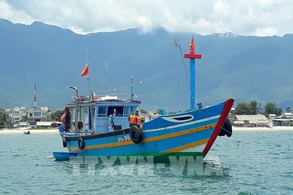 Phát hiện tàu cá đưa người từ Đà Nẵng vượt biển trốn cách ly phòng dịch