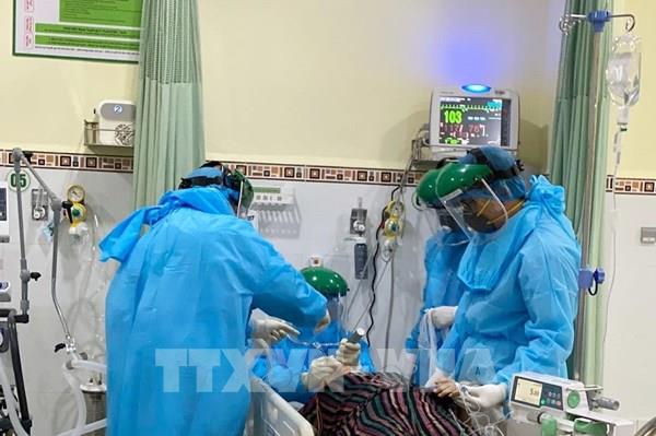 JICA cung cấp trang thiết bị khẩn cấp cho Bệnh viện Chợ Rẫy để điều trị bệnh nhân COVID-19