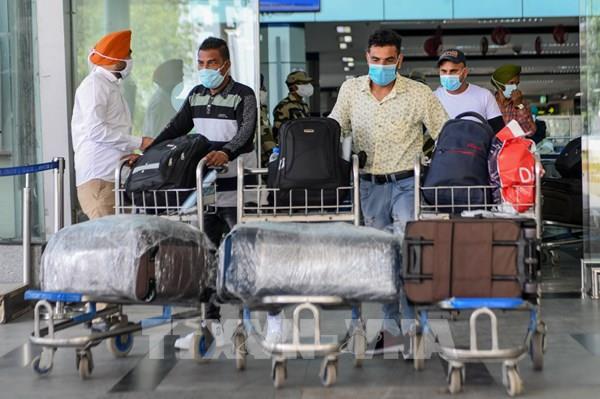 Ấn Độ tiếp tục gia hạn lệnh cấm các chuyến bay chở khách quốc tế