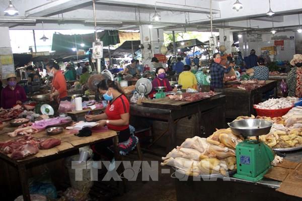 Quảng Nam: Không có tình trạng người dân đua nhau mua đồ về tích trữ