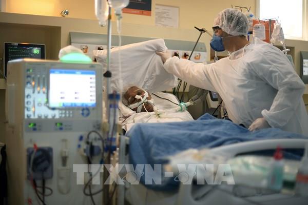 Ai có thể miễn nhiễm với virus SARS-CoV-2?