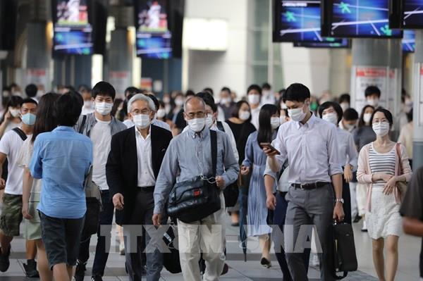 "Cơn sóng thần" COVID-19 lại nổi trên “đất nước Mặt trời mọc”