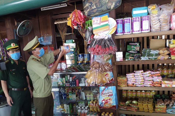 Phối hợp tuần tra hoạt động buôn lậu, gian lận thương mại, hàng giả tại khu vực biên giới