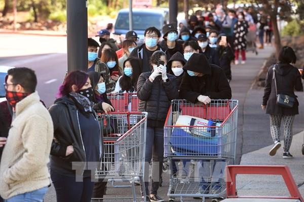 Australia đóng cửa các dịch vụ không thiết yếu tại Melbourne