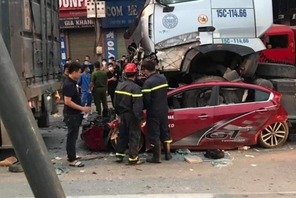 Khởi tố vụ tai nạn giao thông làm 4  người thương vong ở Long Biên (Hà Nội)
