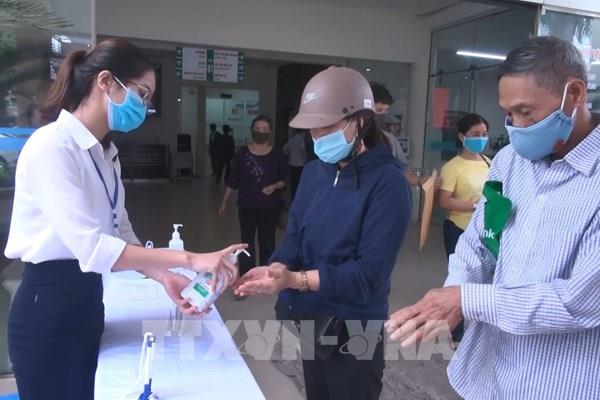 Thêm Trạm trưởng Trạm y tế bị đình chỉ do lơ là phòng chống dịch COVID-19