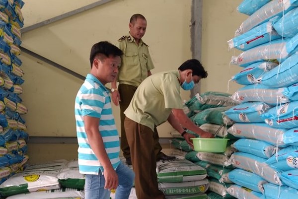Phạt cơ sở kinh doanh phân bón 30 triệu đồng vi phạm chất lượng