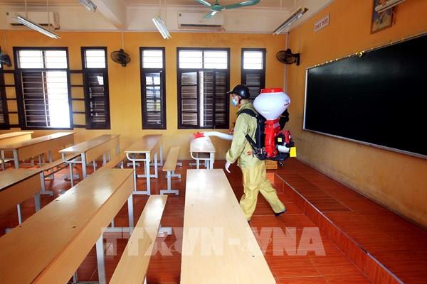 Phát hiện một loạt tai nghe siêu nhỏ để gian lận thi cử