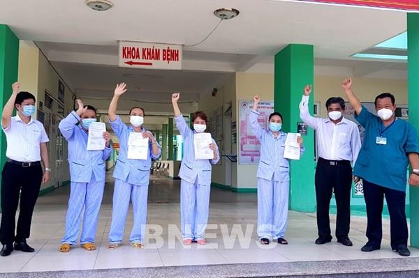 4 bệnh nhân COVID-19 tại Đà Nẵng được chữa khỏi và xuất viện