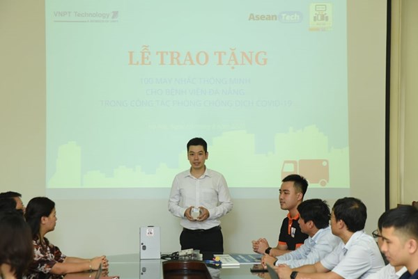 VNPT Technology tài trợ sản xuất máy nhắc thông minh cho bệnh viện Đà Nẵng