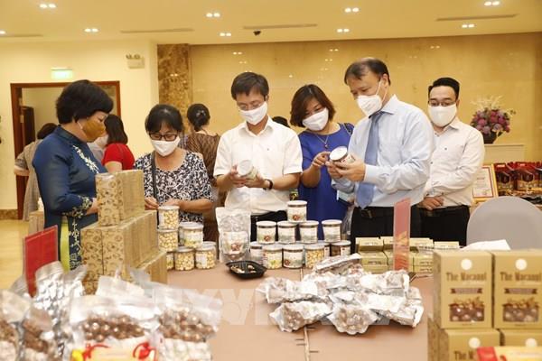 Phát triển thương mại miền núi: Tạo sự kết nối giúp thu hẹp khoảng cách vùng miền