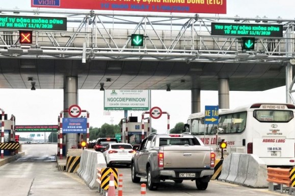 Chính thức thu phí không dừng trên cao tốc Hà Nội - Hải Phòng