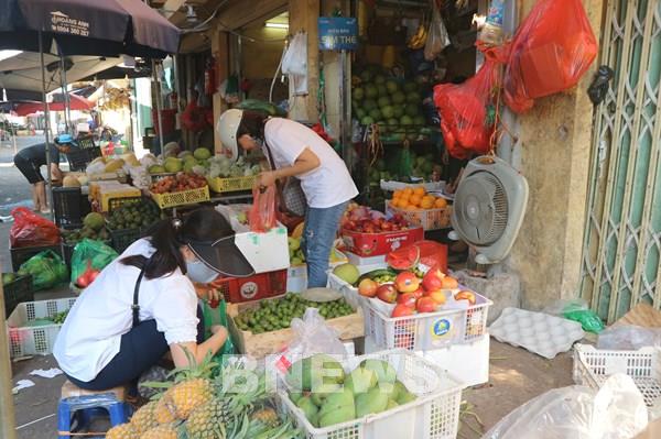 Xử lý nghiêm trường hợp tăng giá các mặt hàng thiết yếu