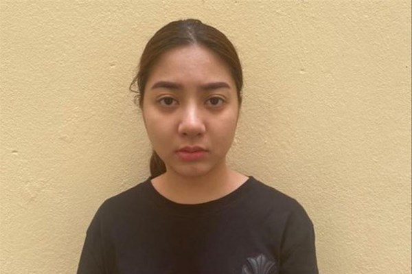 Hà Nội: Tạm giữ hình sự tú bà môi giới mại dâm nam