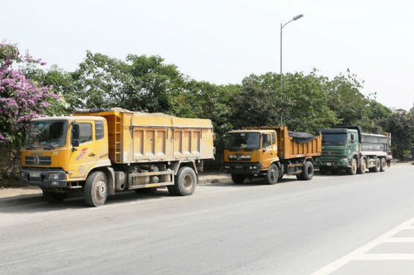 Phát hiện, xử lý 1.500 xe quá tải trong tháng 7