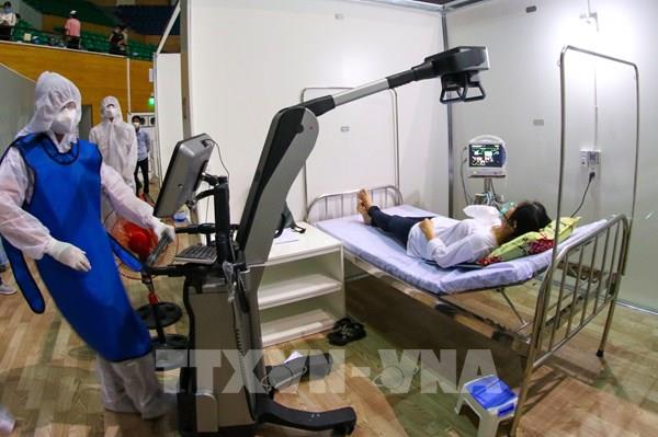 Dịch COVID-19: Thêm 5 bệnh nhân tại Đà Nẵng khỏi bệnh và xuất viện